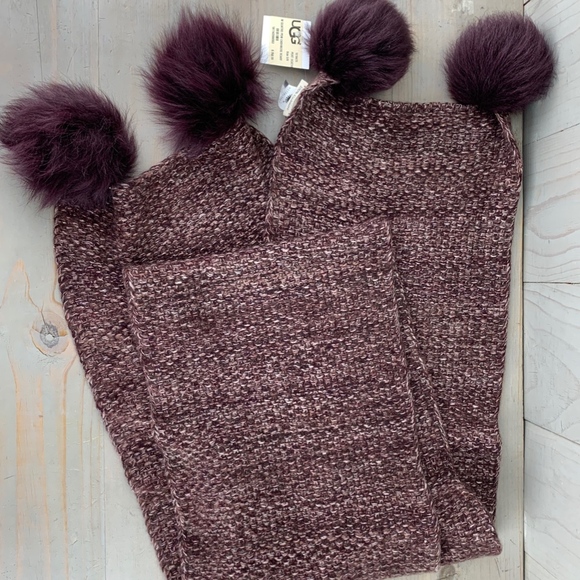 UGG QUATRO POM SCARF PURE CASHMERE AND TOSCANA POM - Picture 7 of 7